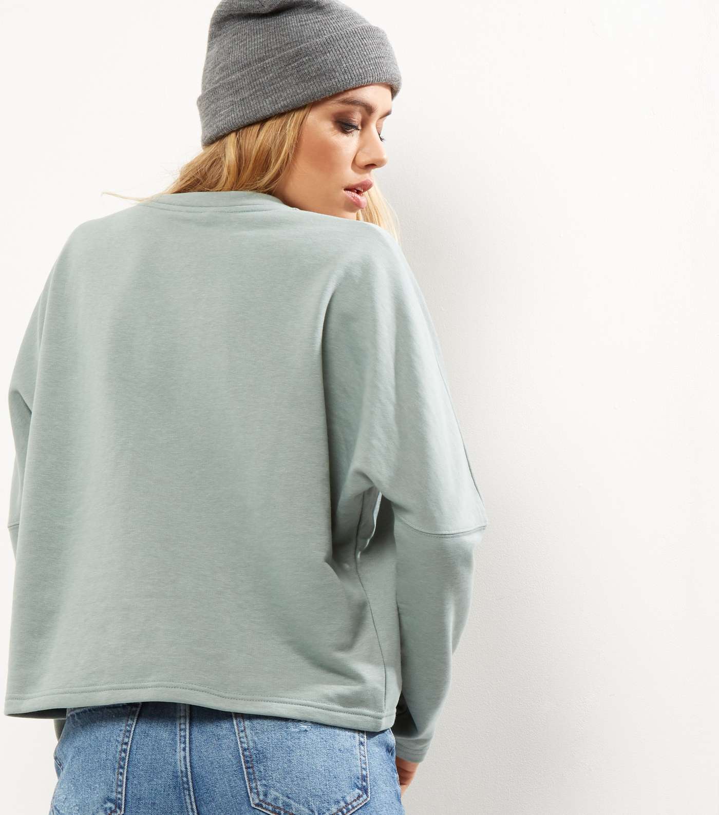 Green Batwing Sleeve Cropped Sweater  Image 3