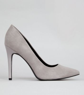 grey pointed court shoes
