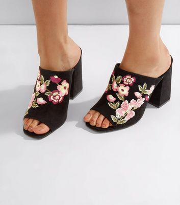talons wide fit