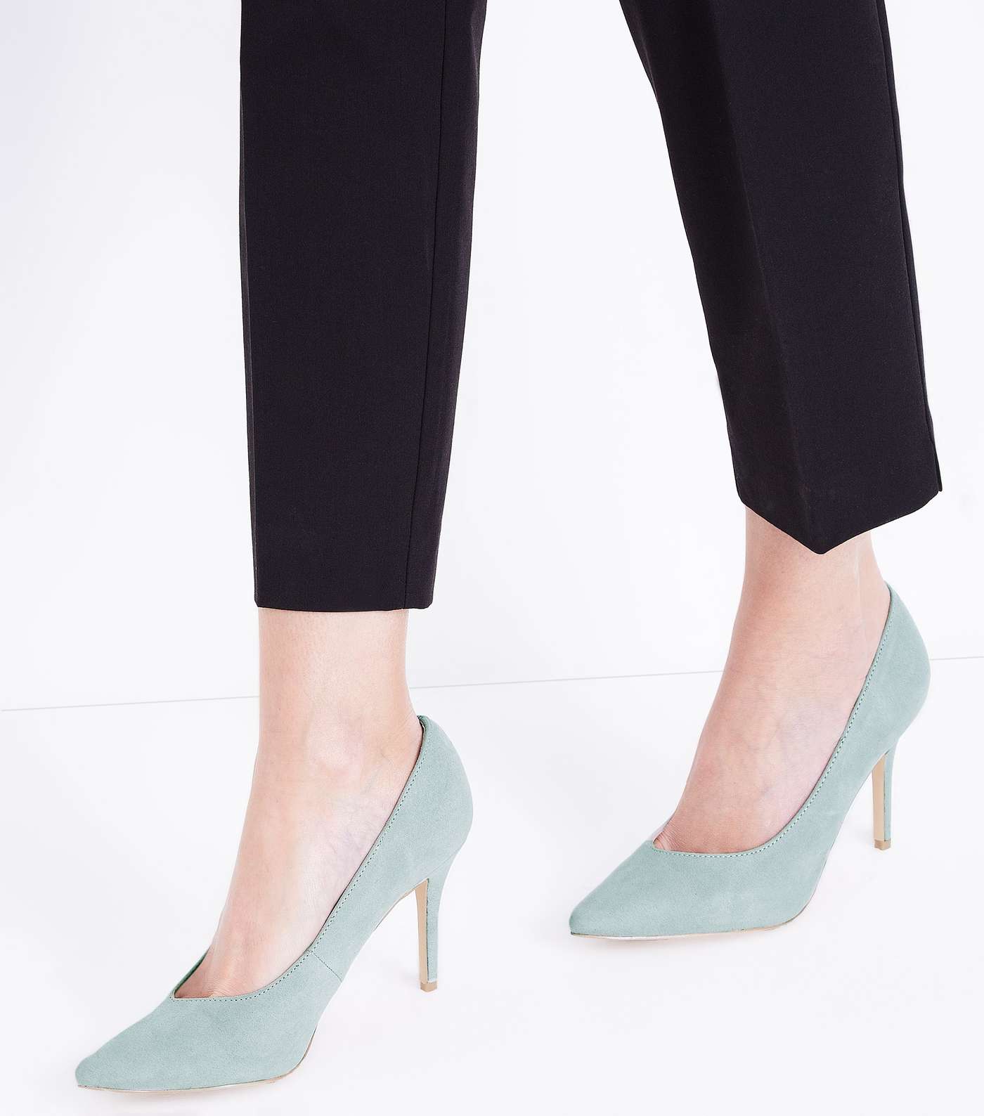 Mint Green Sweetheart Pointed Court Shoes Image 2