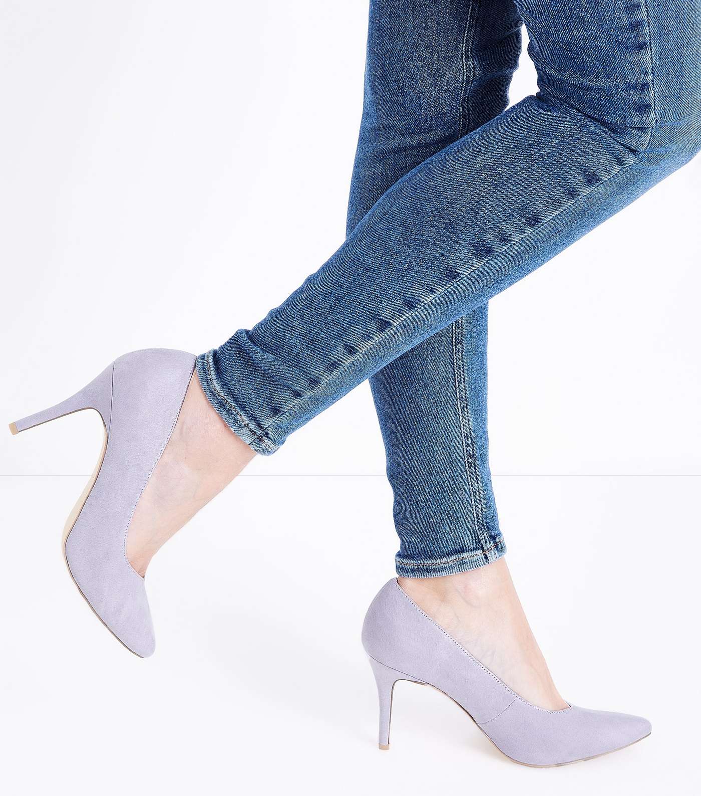Lilac Sweetheart Pointed Court Shoes Image 2