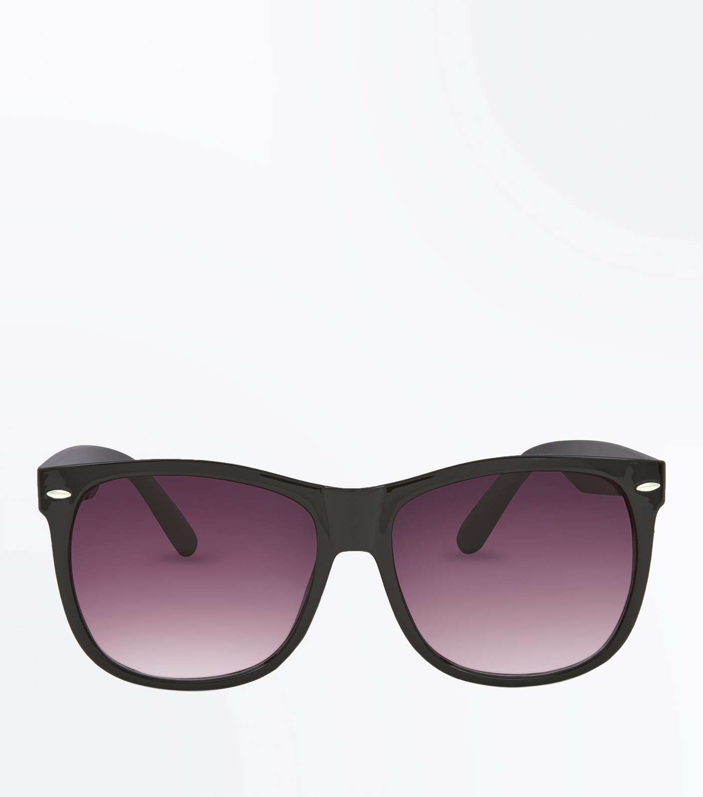 Black Retro Sunglasses Image 3