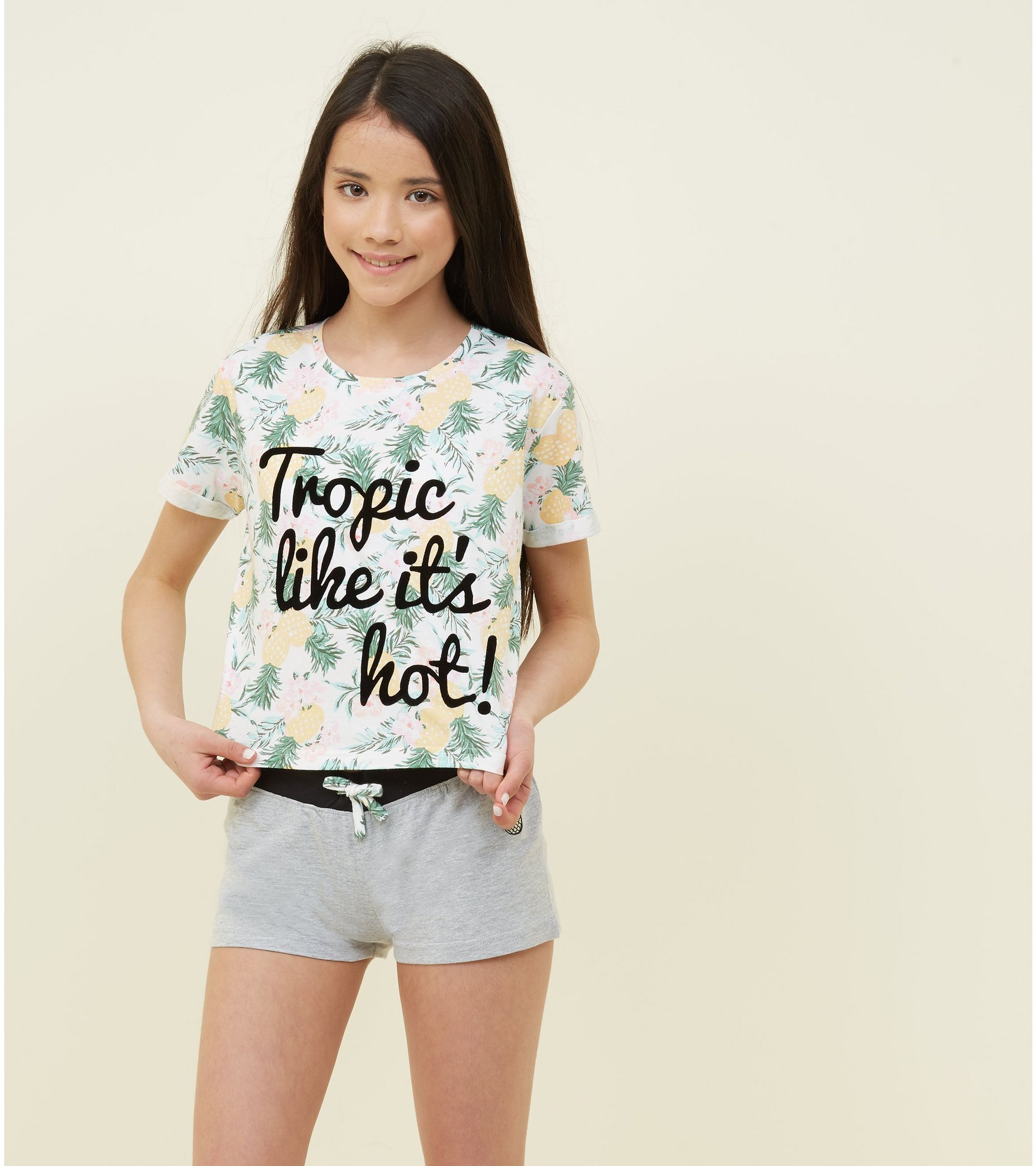 New Look Teens Tropic Like Its Hot Pyjama Set 1 New Look Teens Tropic Like Its Hot Pyjama Set 1