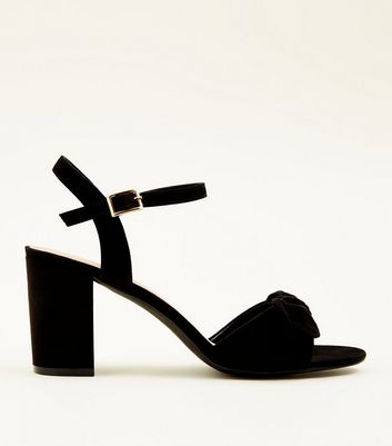 black block heels with bow