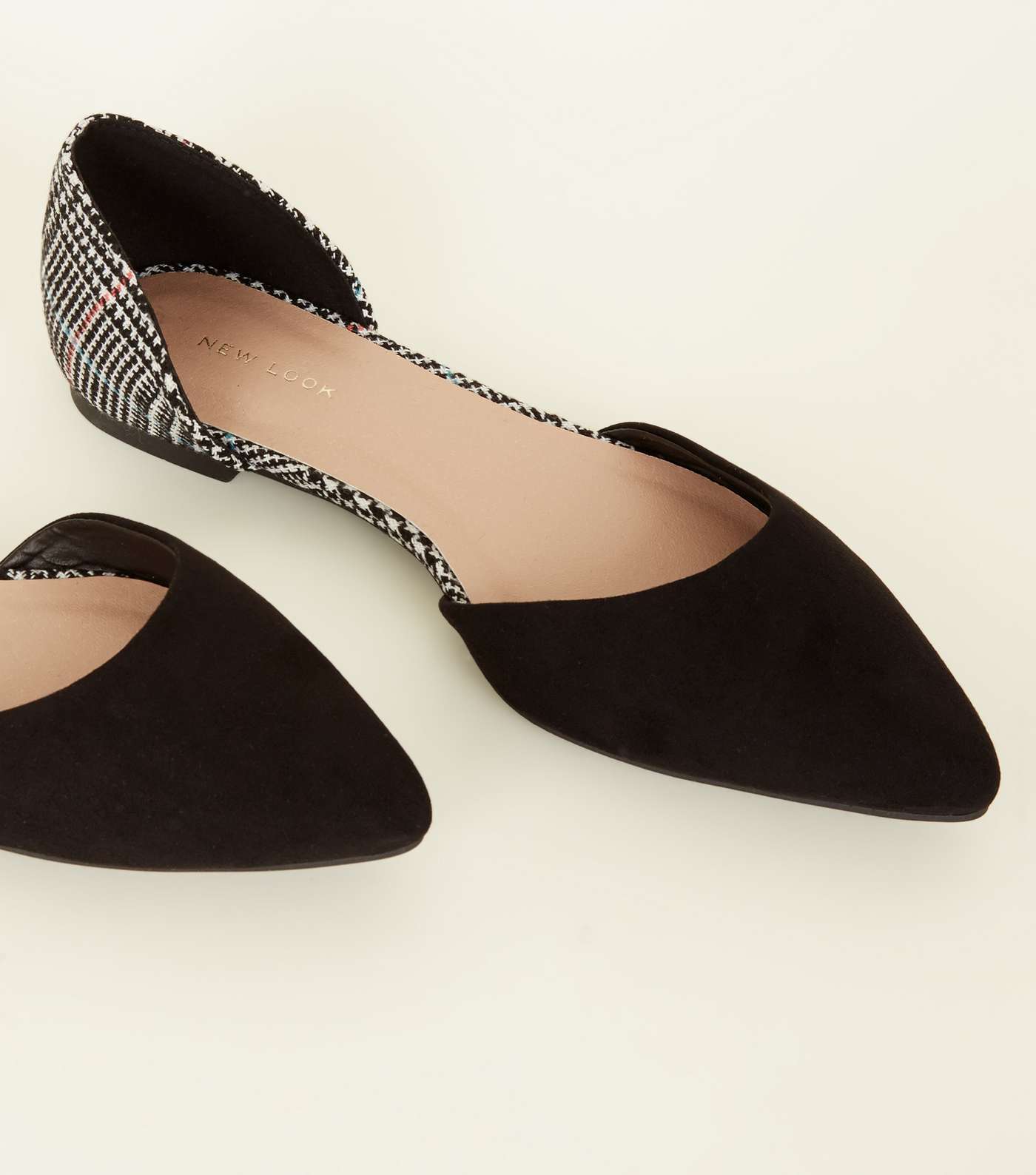 Black Woven Houndstooth Pointed Ballet Pumps Image 4