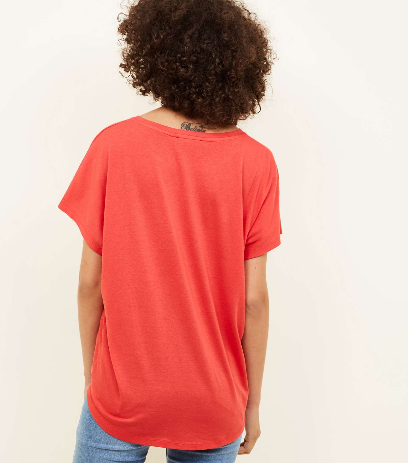 Red Oversized Tie Front T-Shirt Image 3