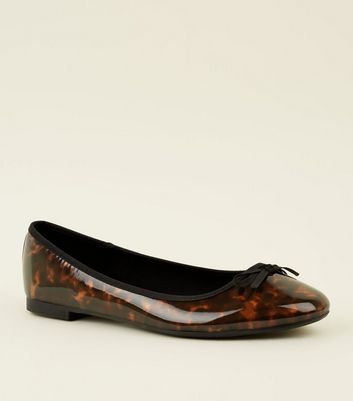 wide fit brown heels