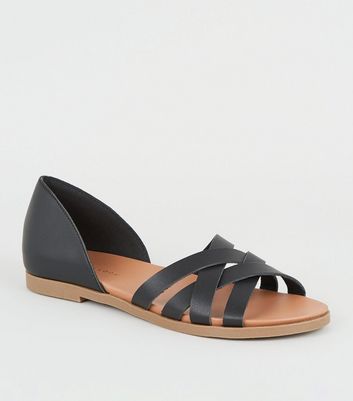 black strappy flat sandals