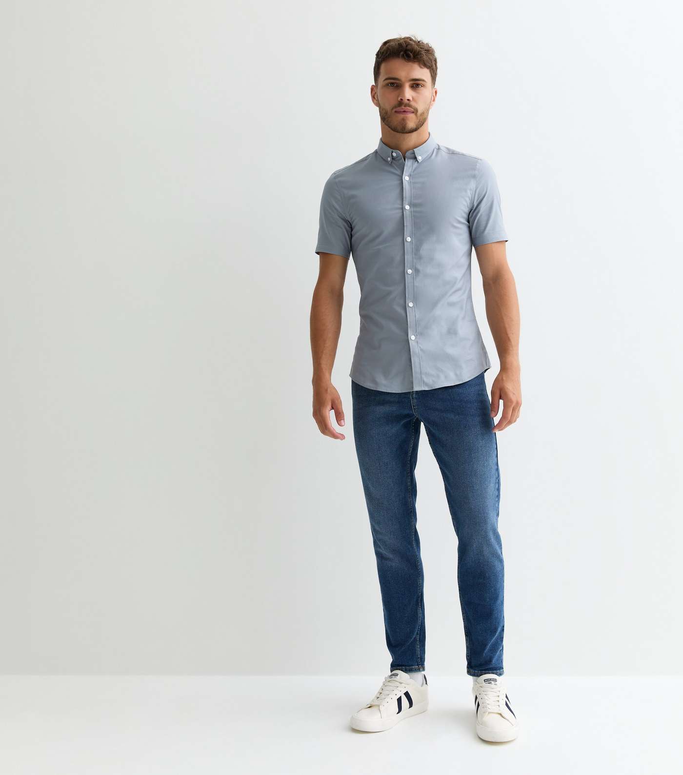 Pale Grey Short Sleeve Muscle Fit Oxford Shirt Image 3