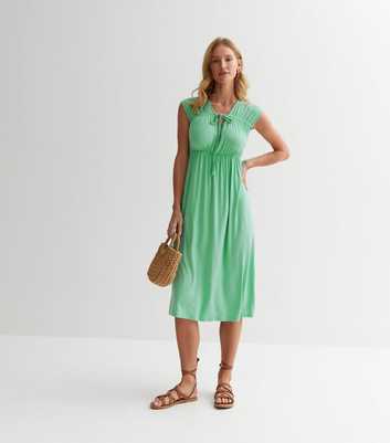 Mamalicious Maternity Green Tie Front Midi Dress
