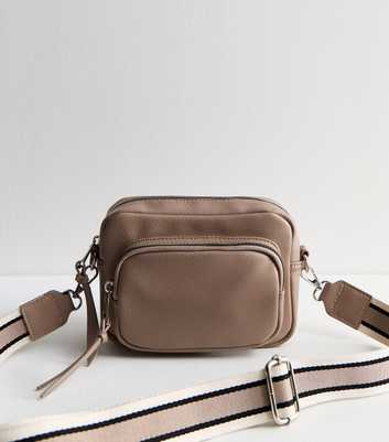 Light Brown Leather-Look Zip Pocket Camera Bag
