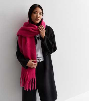 ONLY Bright Pink Brushed Tassel Scarf