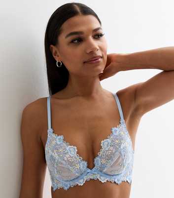 White Daisy Embroidered Non Padded Bra