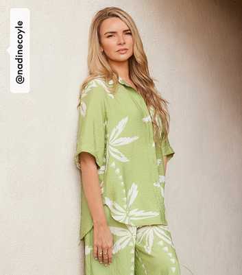 Green Palm Tree Print Short Sleeve Shirt
