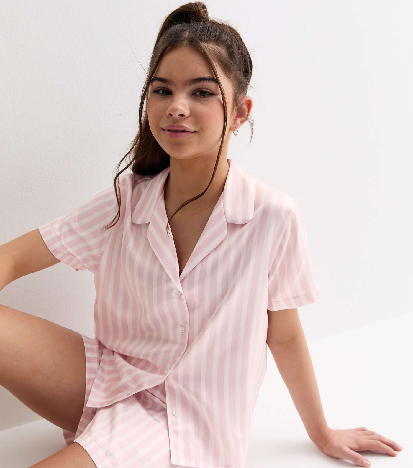Girls Pink Satin Short Pyjama Set with Stripe Print Image 3