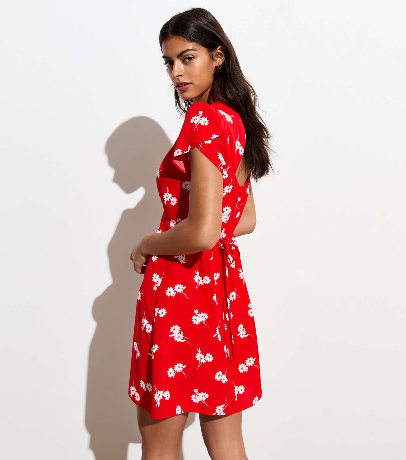 Red Puff Sleeve Ditsy Floral Print Mini Dress  Image 4