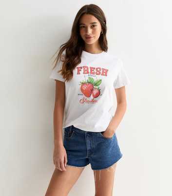 White Strawberry Logo Graphic Cotton T-shirt 