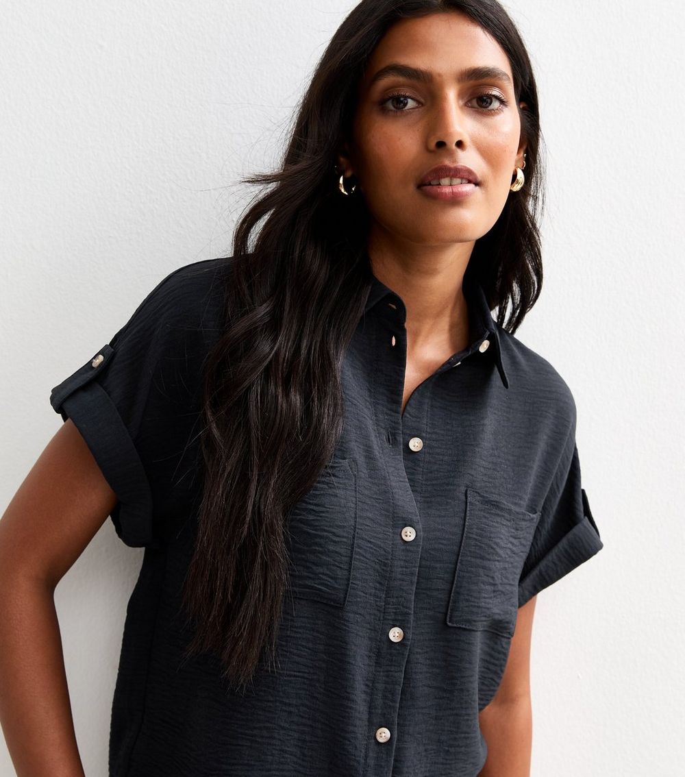 Navy Chest Pocket Short Sleeve Shirt