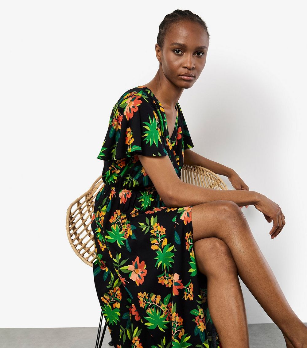 Apricot Black Tropical Print Short Sleeve Maxi Dress