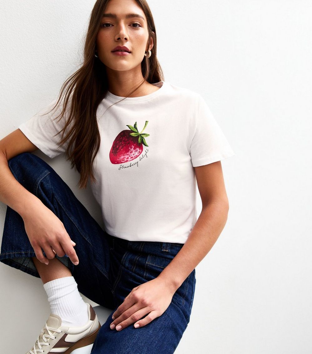 White Strawberry Print Relaxed T