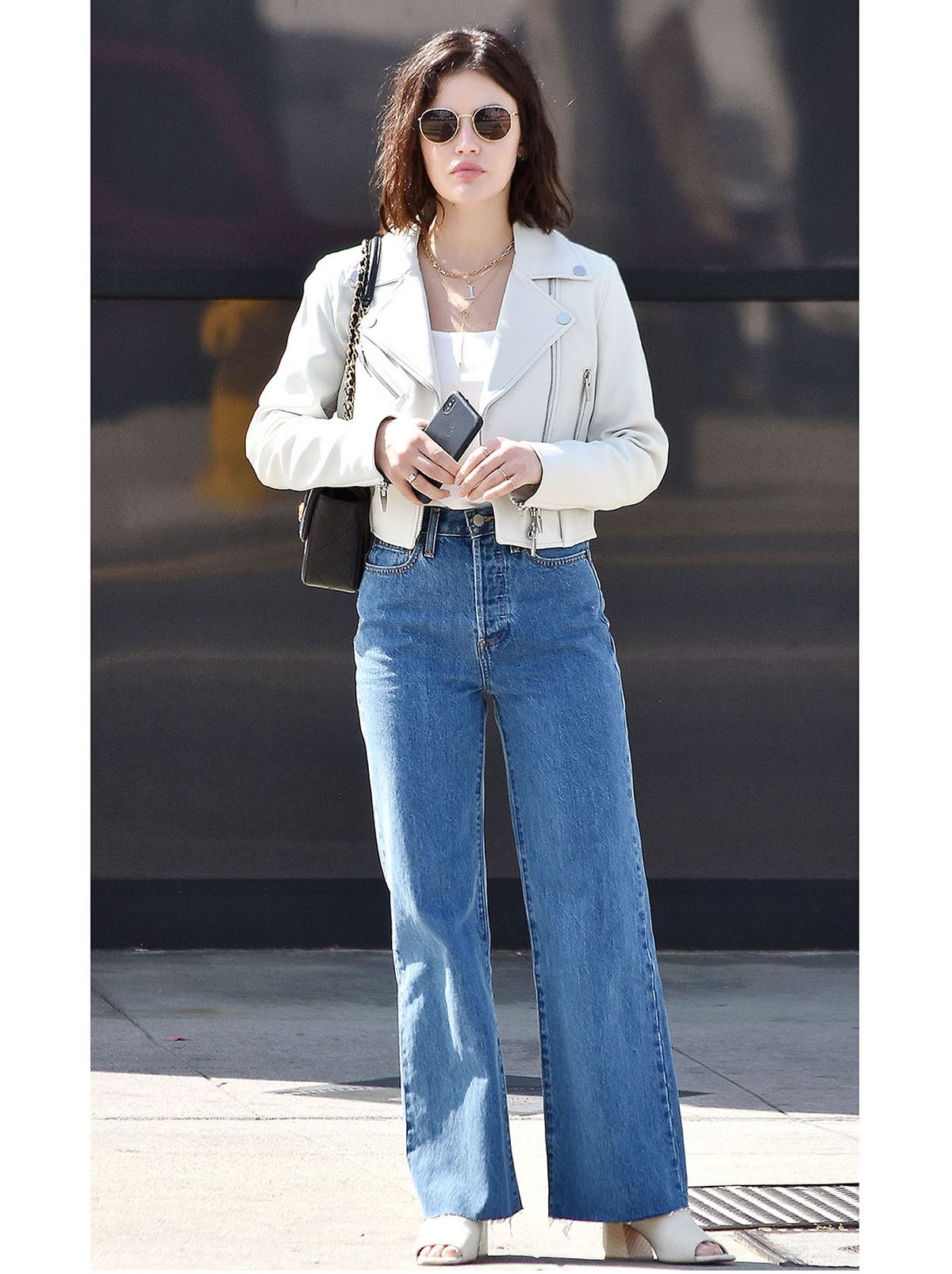 Wide leg best sale jeans fashion