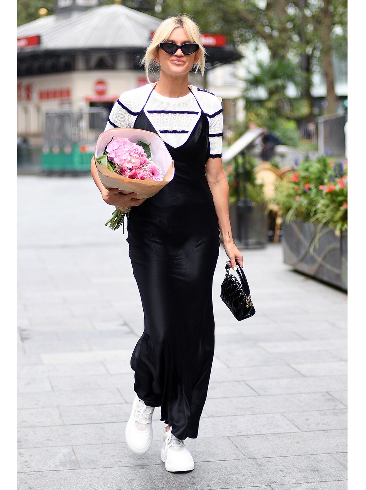Dress in the 90s outlet