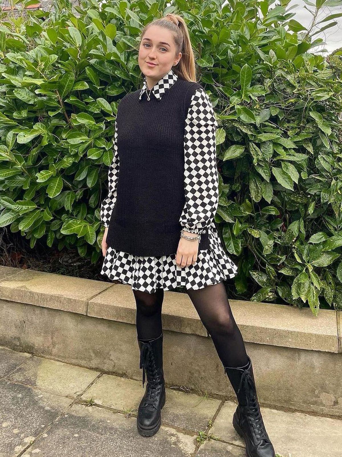 New Looker Sophie