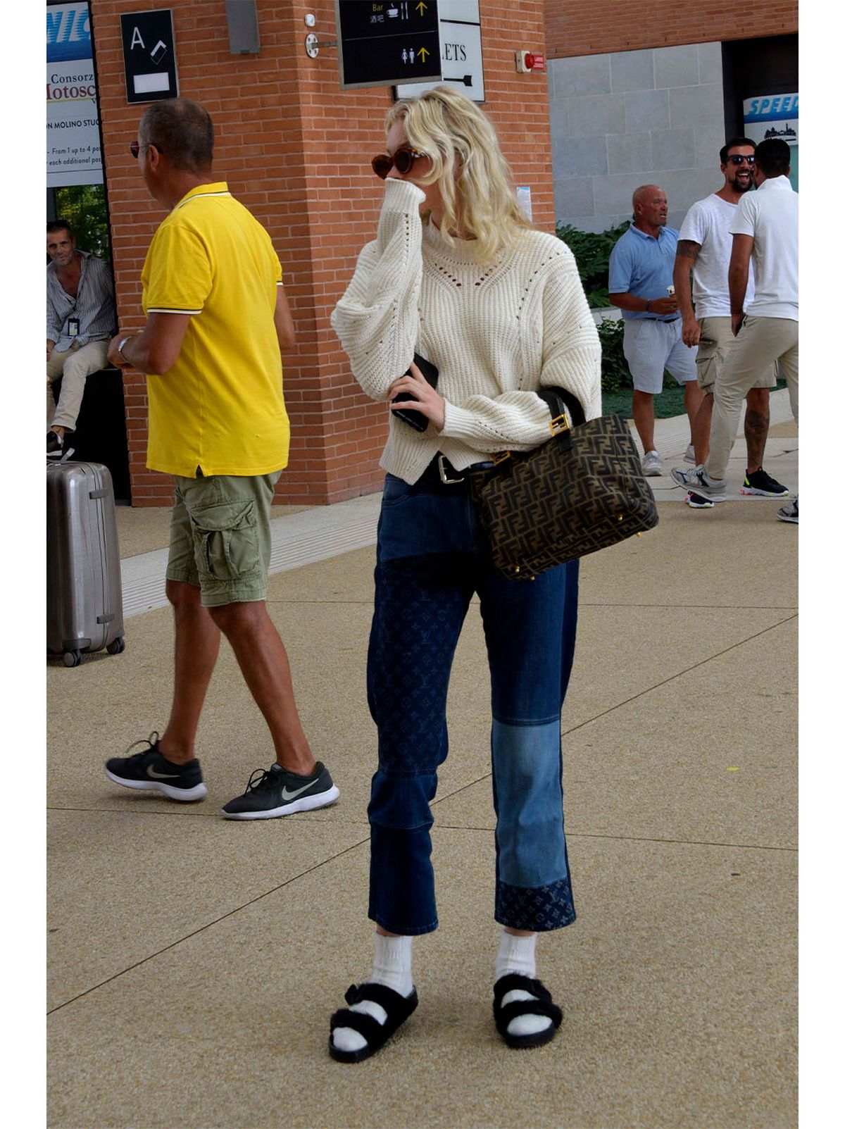 Elsa Hosk Airport Outfit	