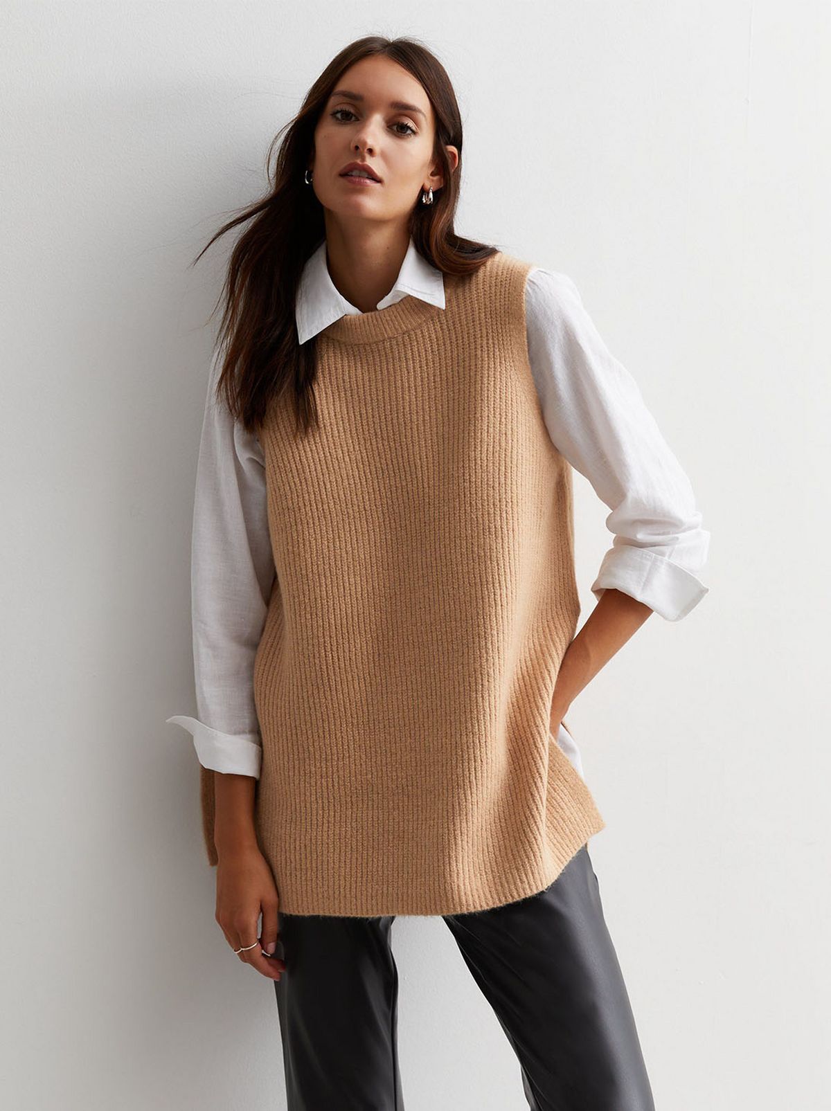 Camel ribbed knit split hem vest