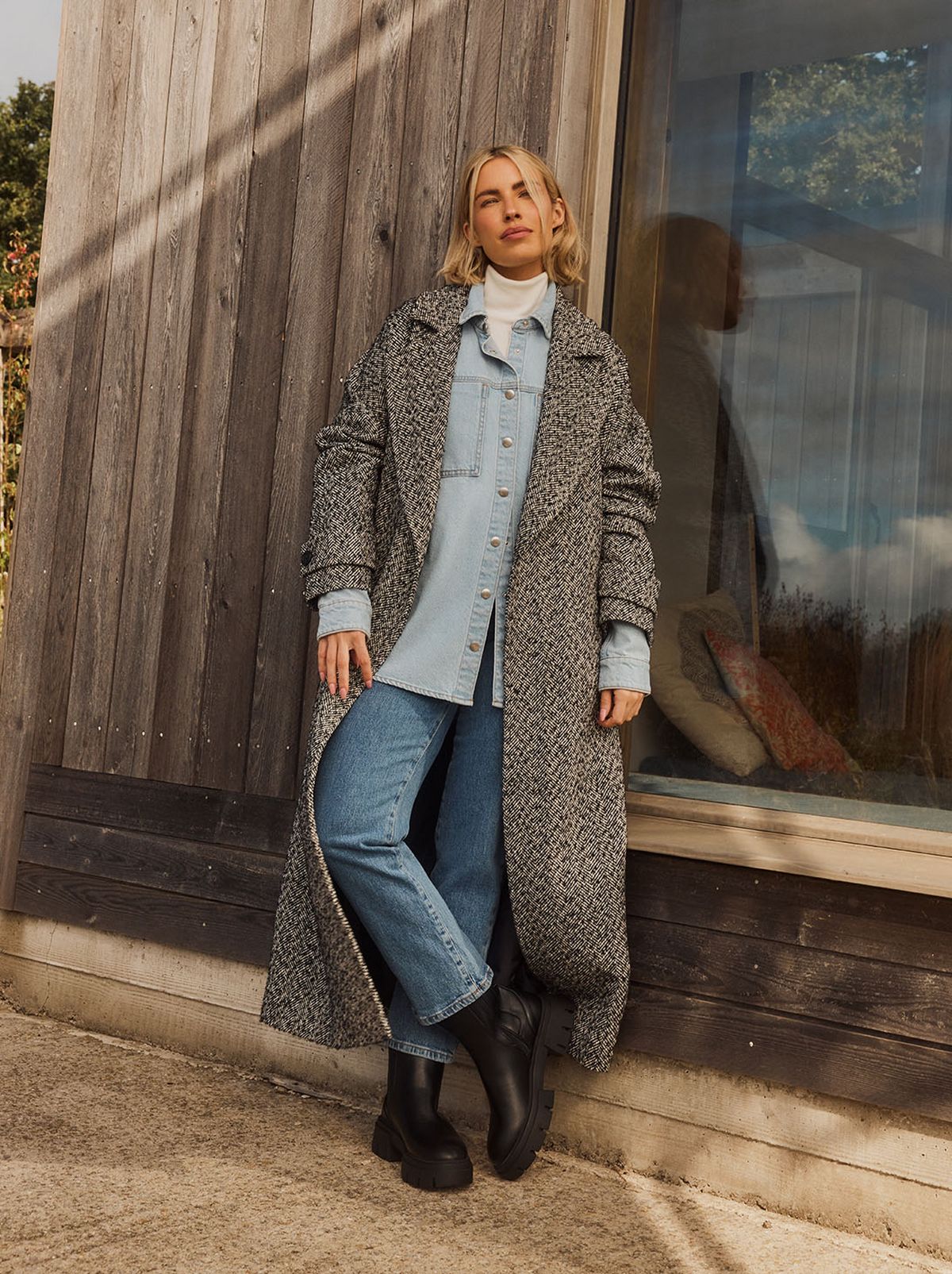 long-wool-grey-trench-coat 