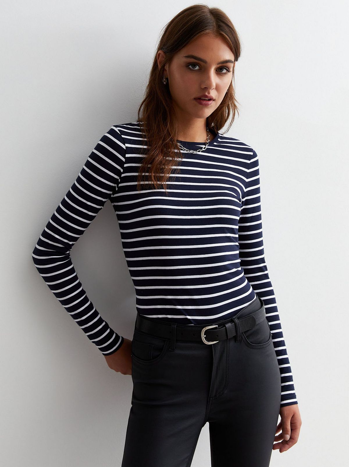 Capsule wardrobe basic tops