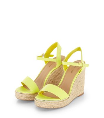 new look yellow wedges
