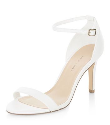 white heels wide width