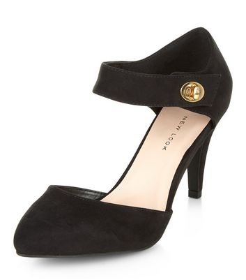 black pointed mid heels
