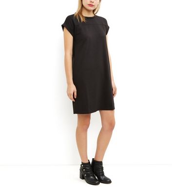 robe tee shirt noire