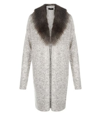 grey cardigan with fur collar