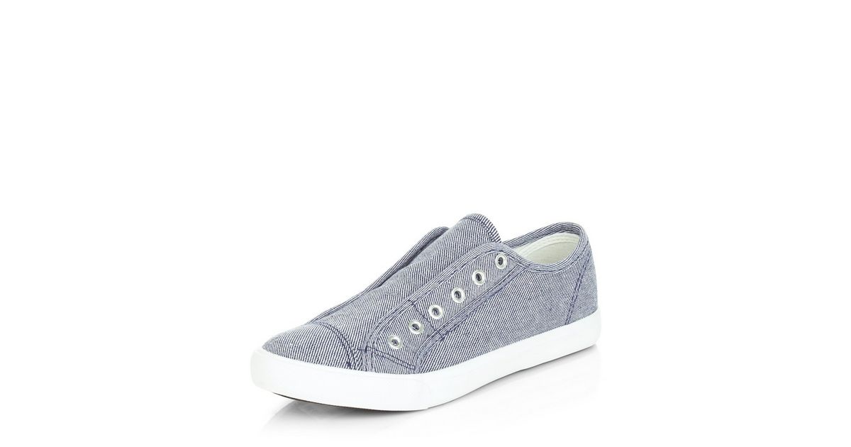 new look laceless plimsolls