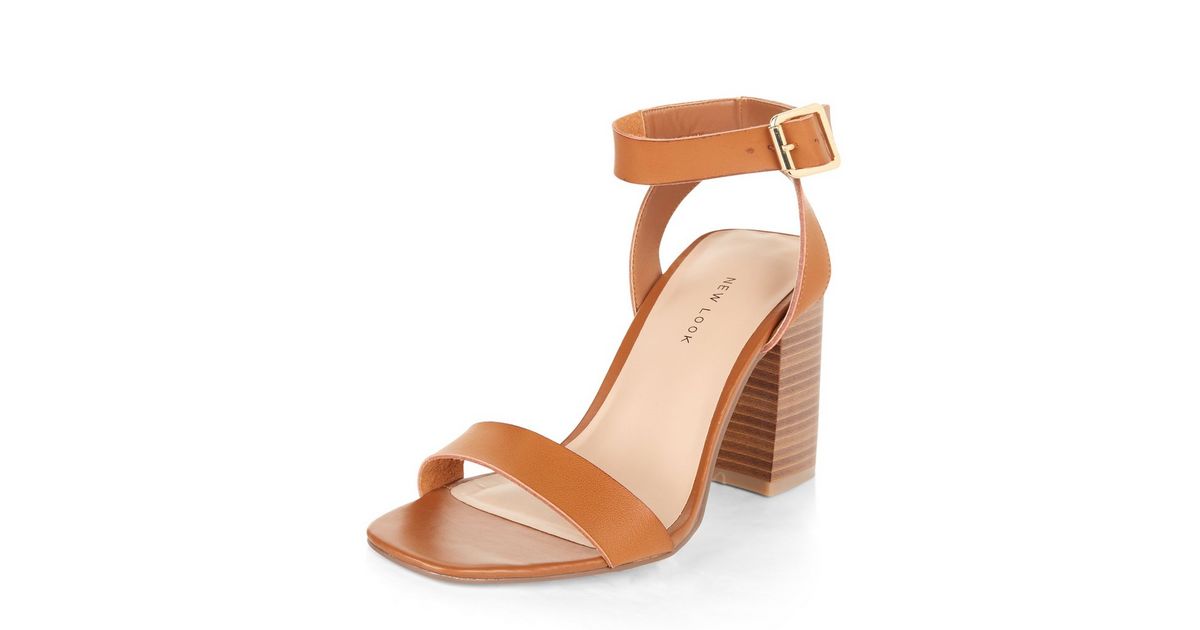 square toe block sandals