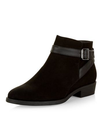new look black buckle boots