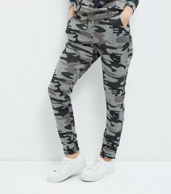 petite camo joggers