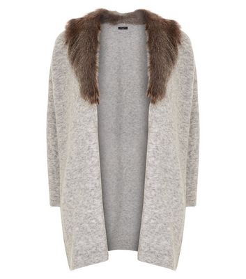 grey cardigan with fur collar