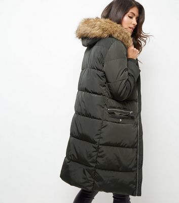 black shiny coat with fur hood new look