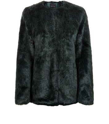 Manteau vert foncé en fausse fourrure | New Look Manteau vert foncé en fausse fourrure | New Look