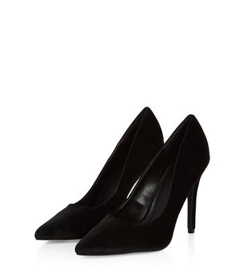 Black velvet store court shoes