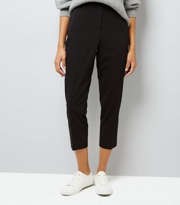 Slim Wide-Leg Cropped Pant | Sit Back and Relax, Because Banana Republic Is  Making Shopping For Pants a Breeze | POPSUGAR Fashion UK Photo 18