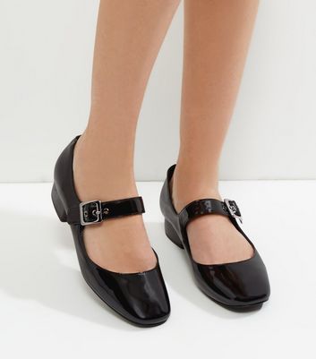 patent buckle shoes