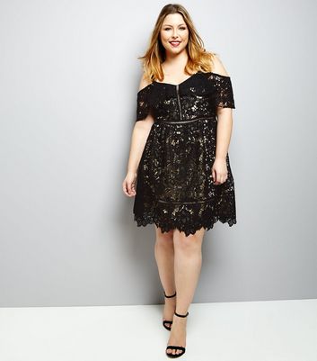 perfect evening lace skater dress