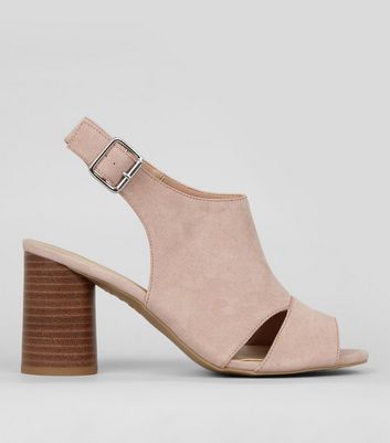 closed toe sandals wide fit