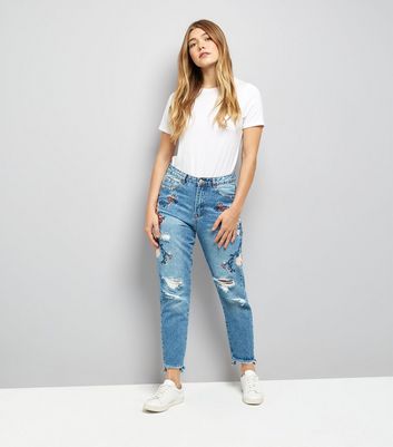 newlook ripped mom jeans