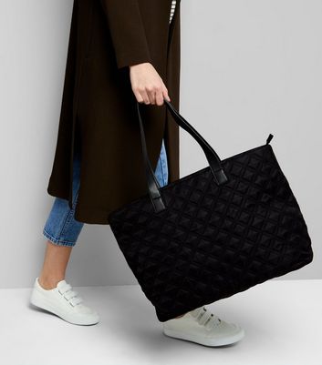 black padded tote bag